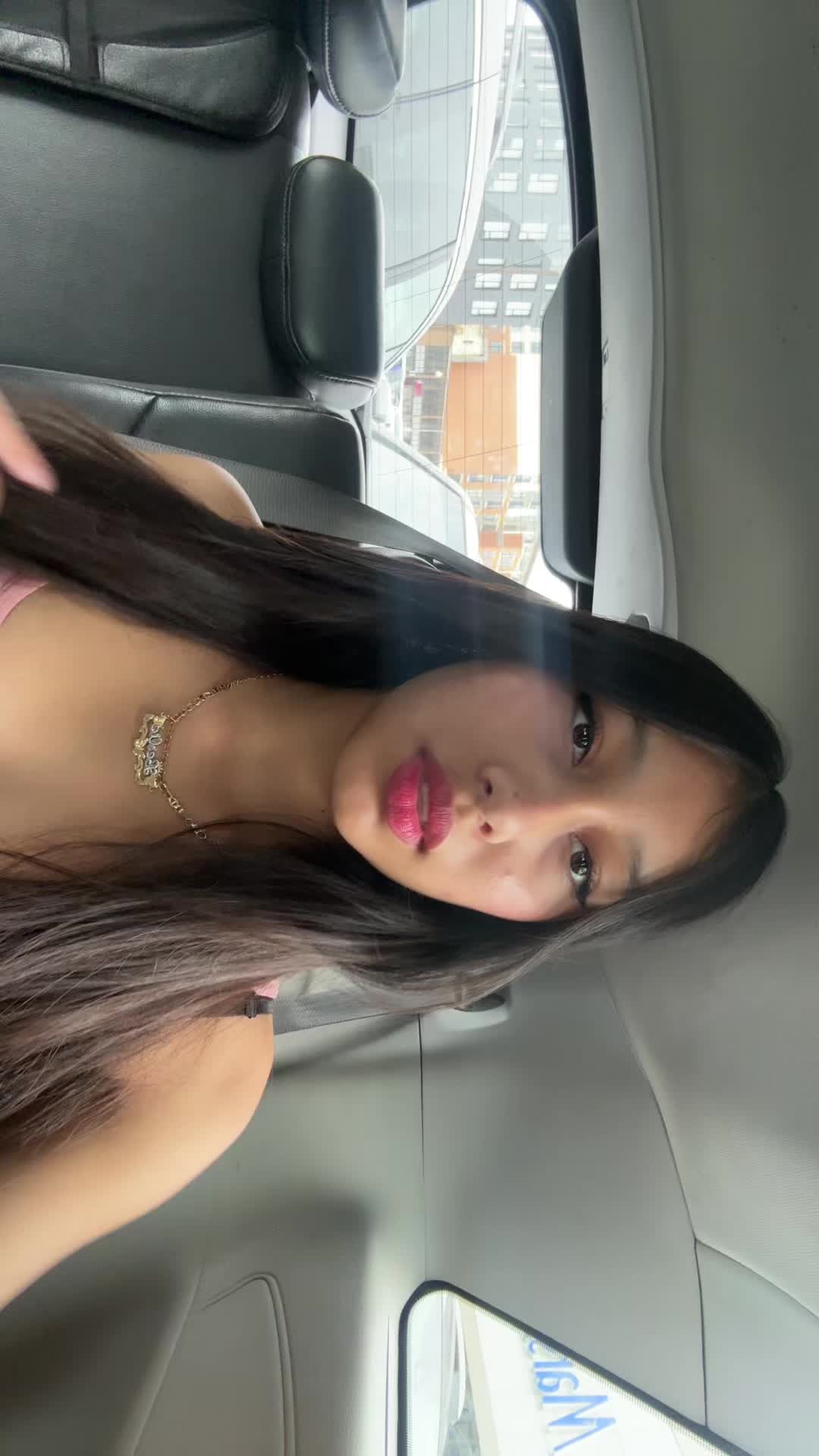 @Leslie🇸🇻