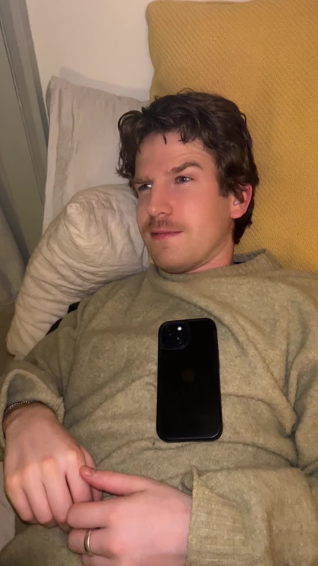 @Ella