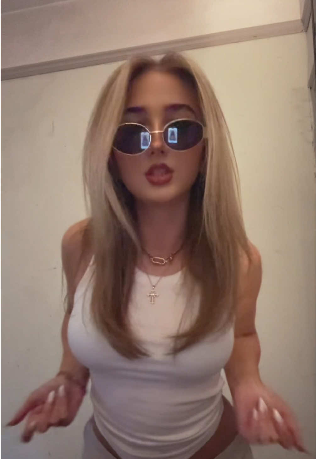 @sylviejonesx