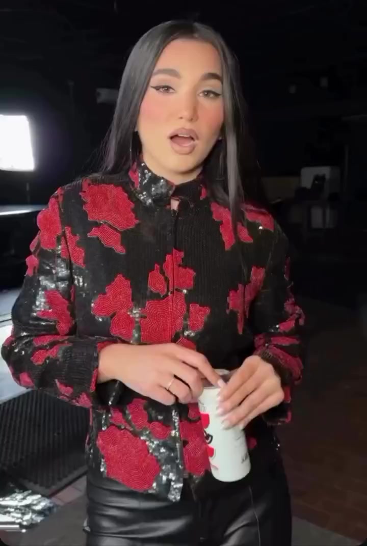 @🩶𝑬𝑵𝑰𝑺𝑨𝑺𝑻𝑨𝑹𝑺✨