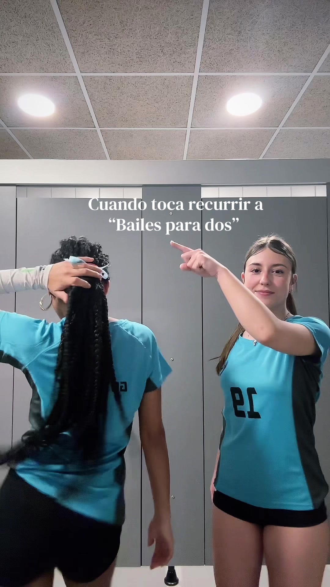 @🏐