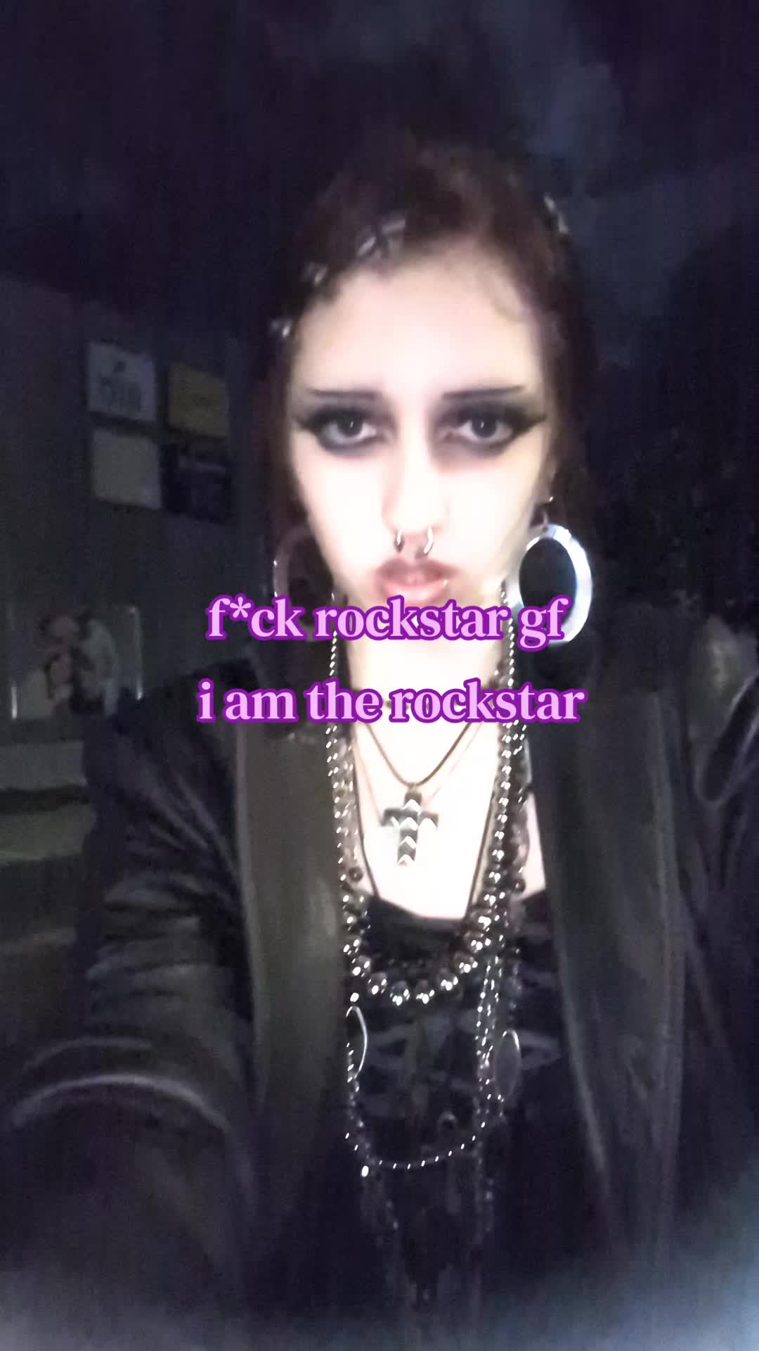 @Elli 🦇 (zeuginikkimels)