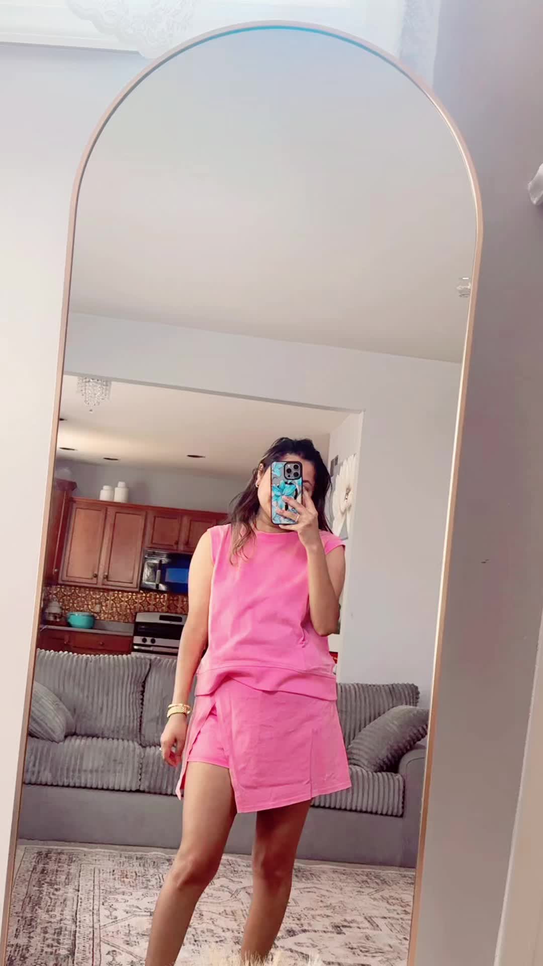 @Naina_🕊️🦋