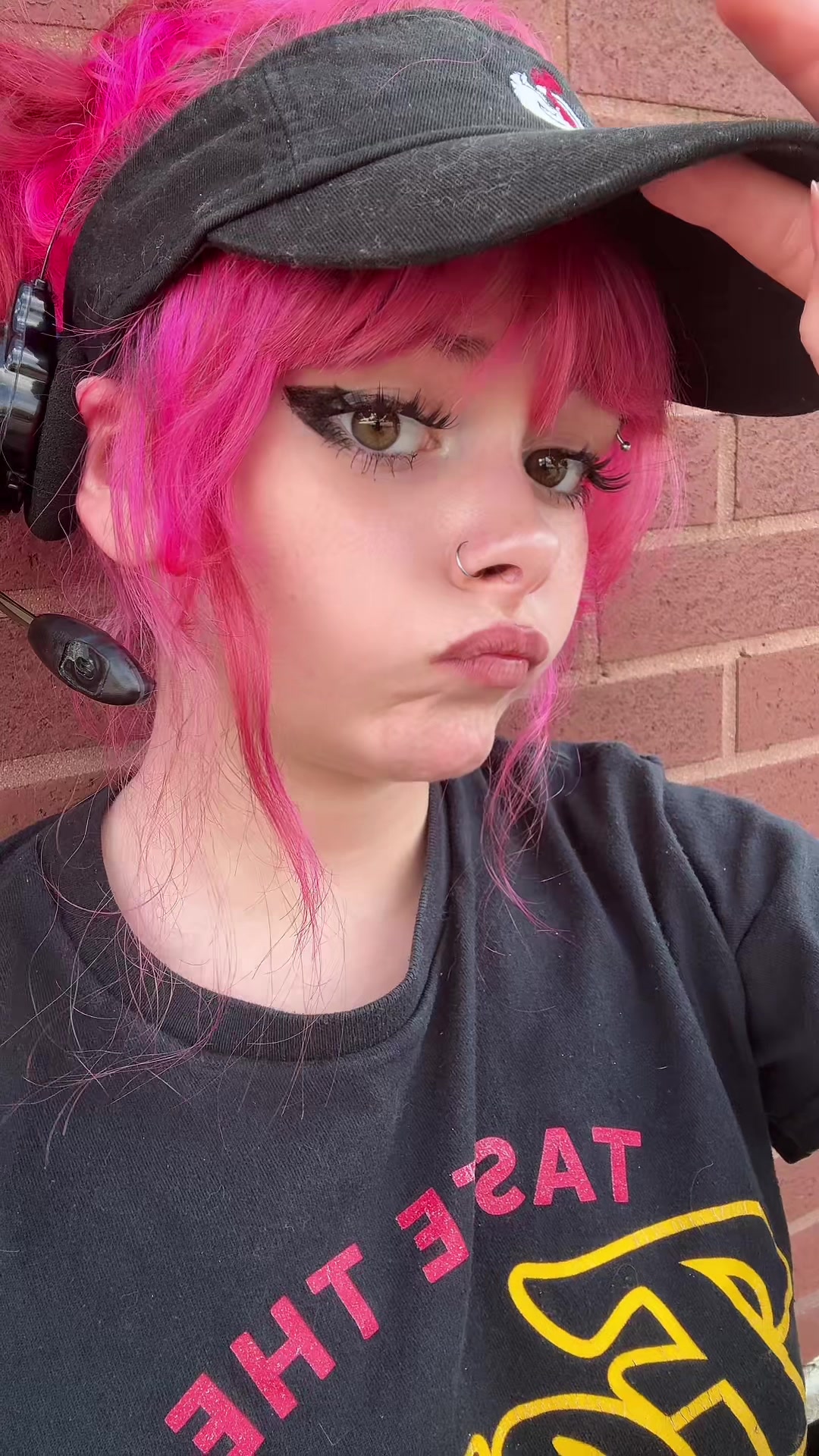 @🖤