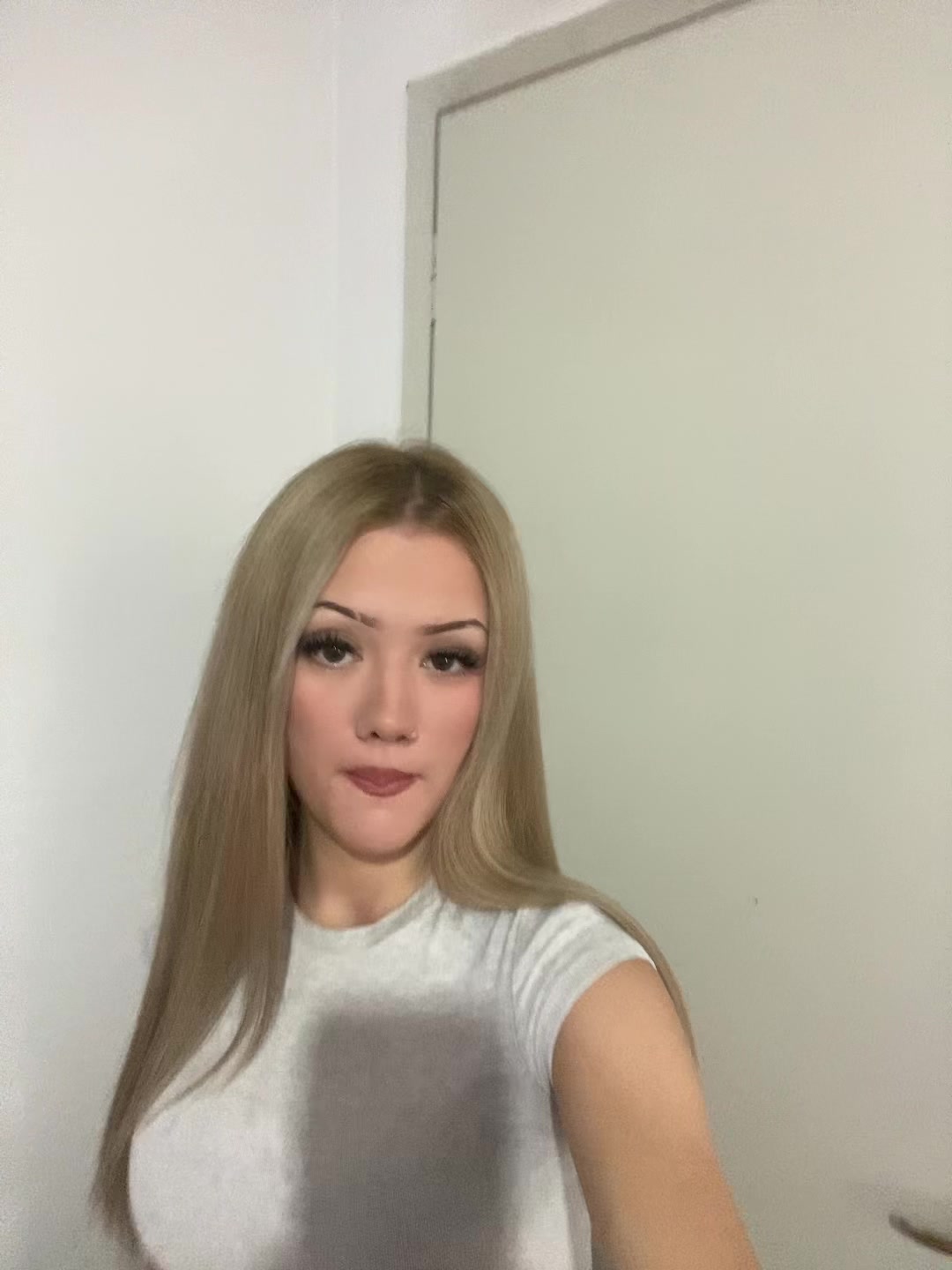 @𝒫