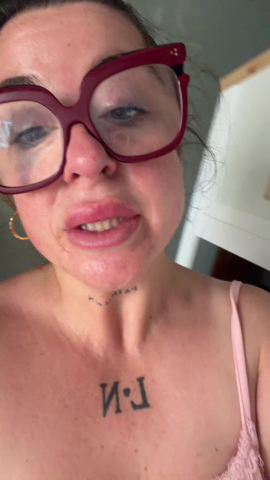 @Lorenitassc