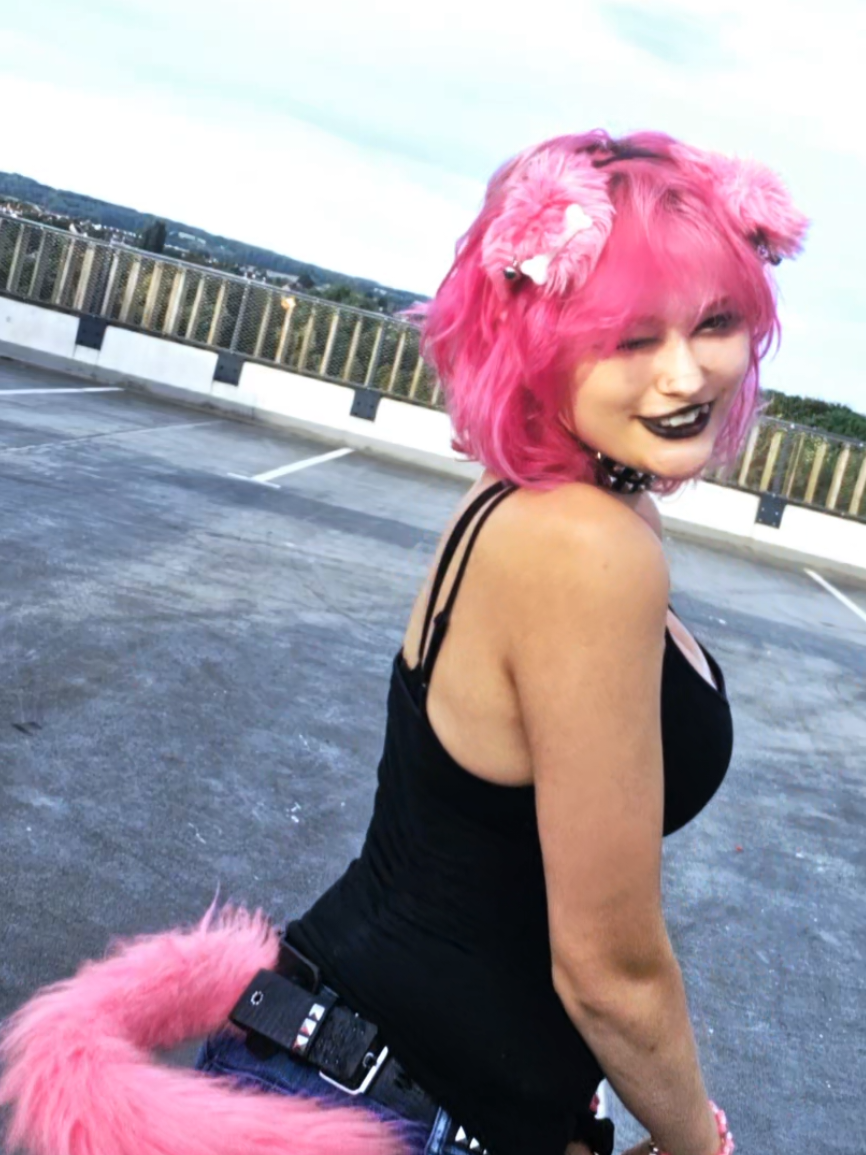 @Pink_Pup
