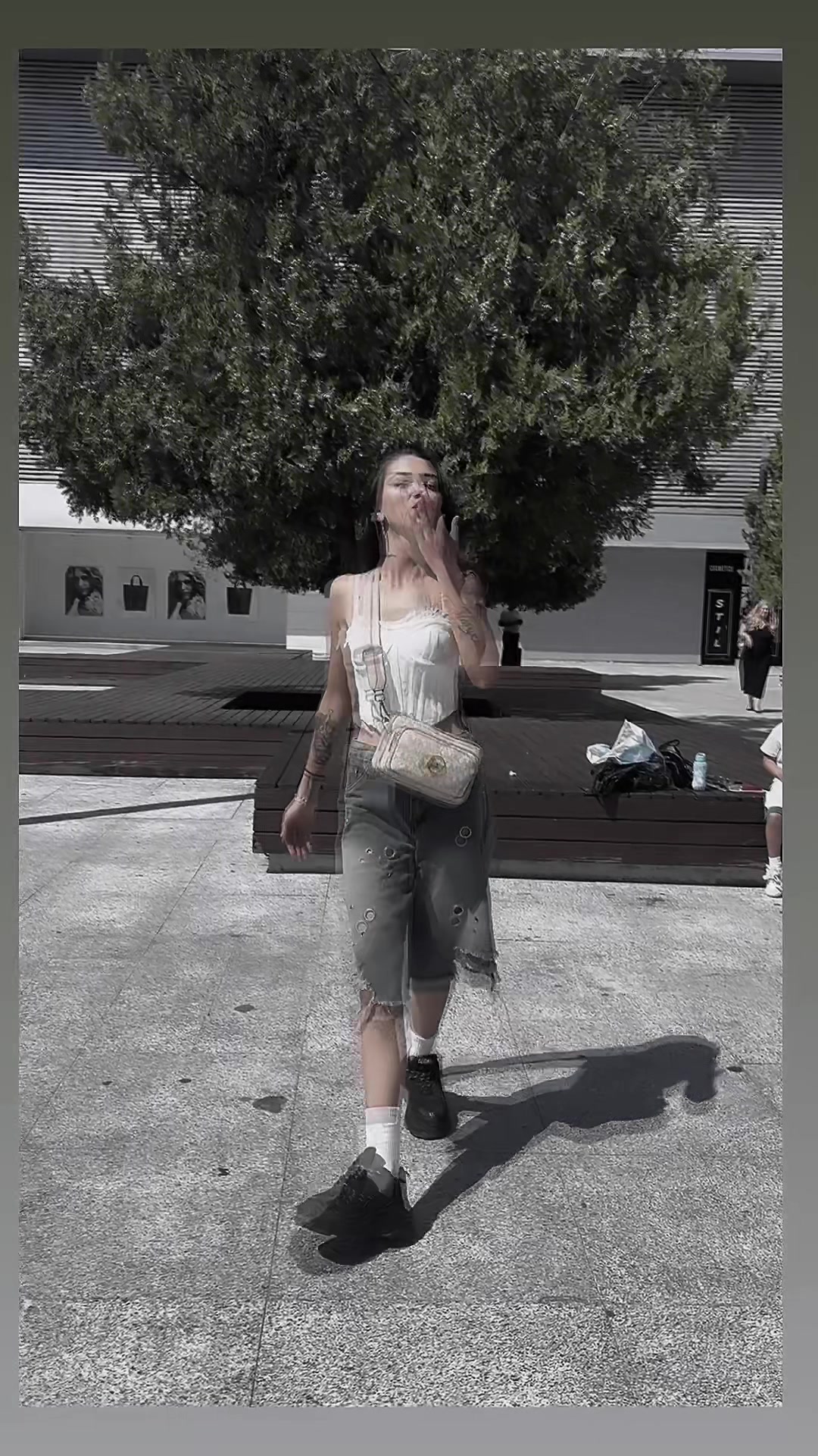 @Elenashalessio