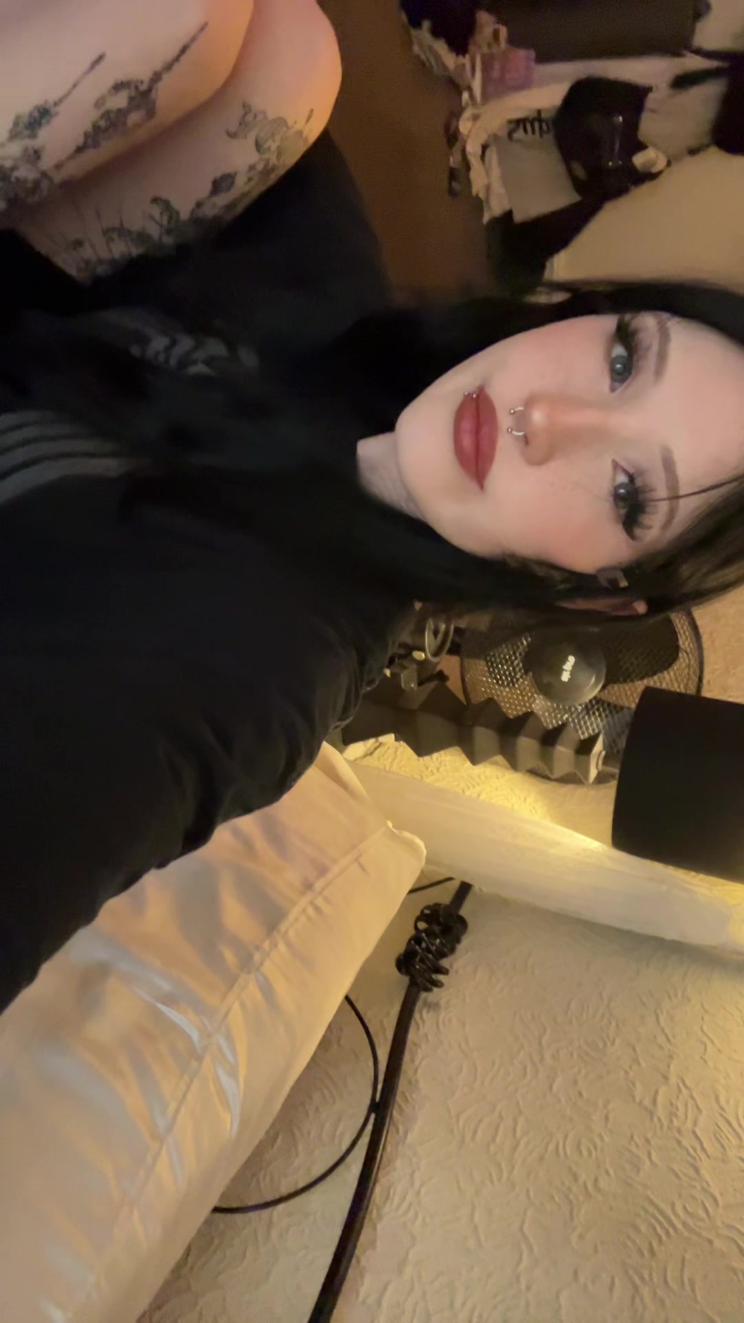 @auravaee