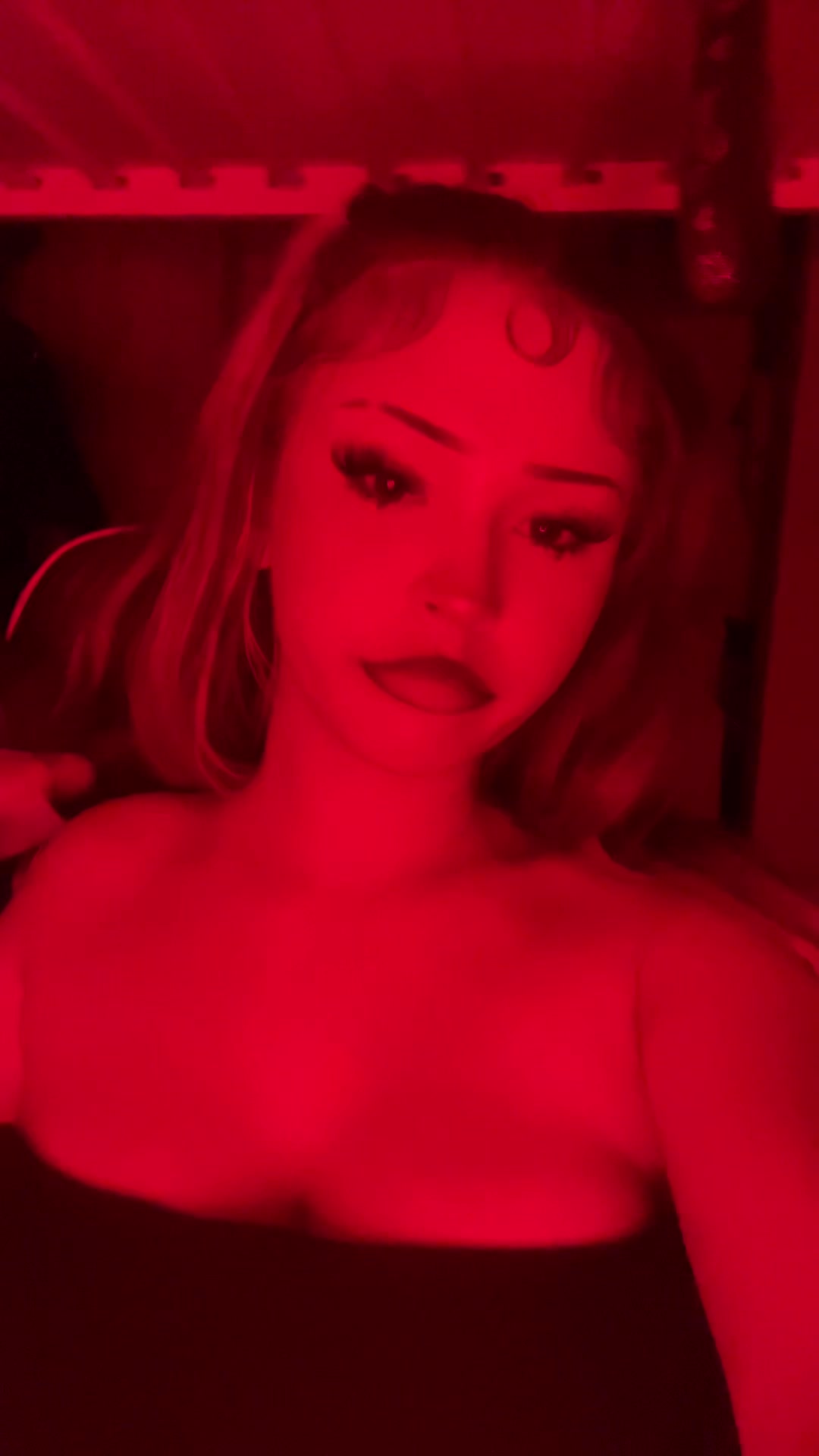 @🧟