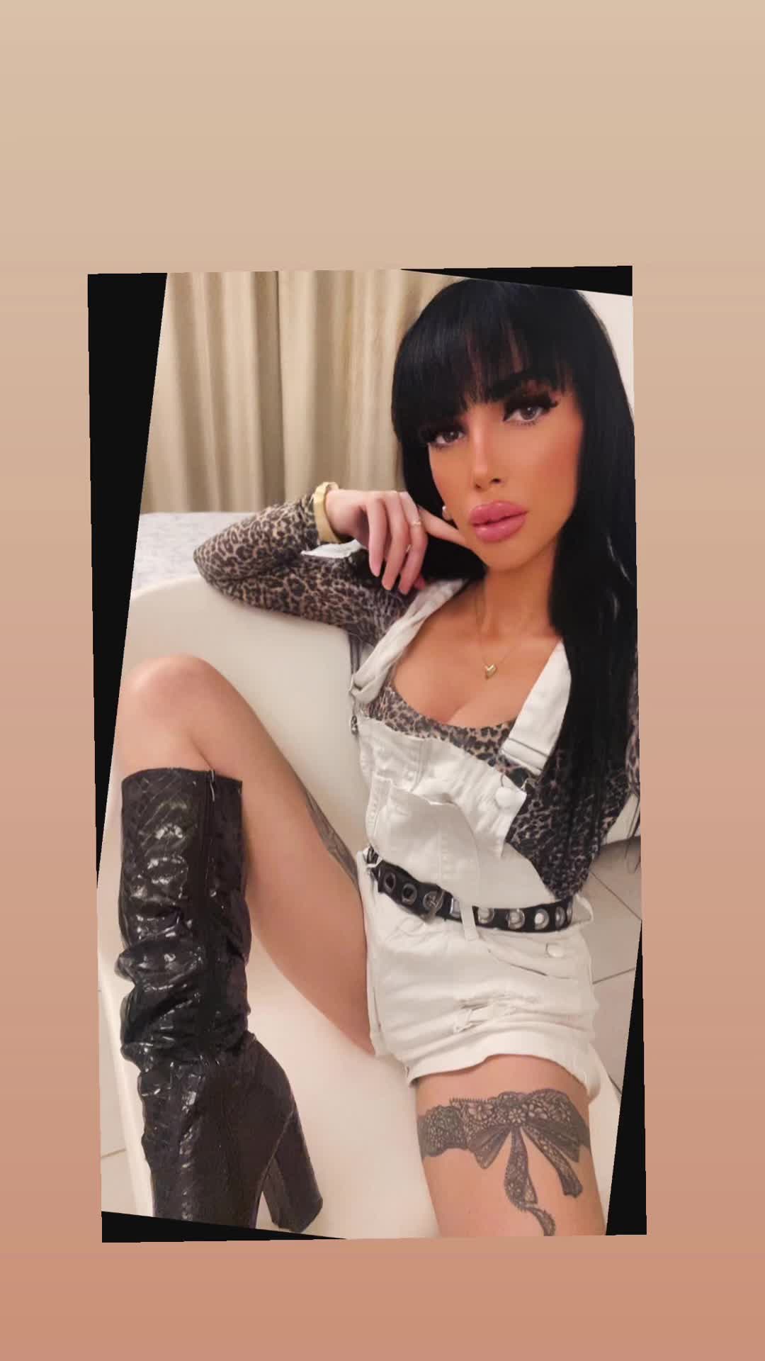 @la_pupa_mora_tatuata