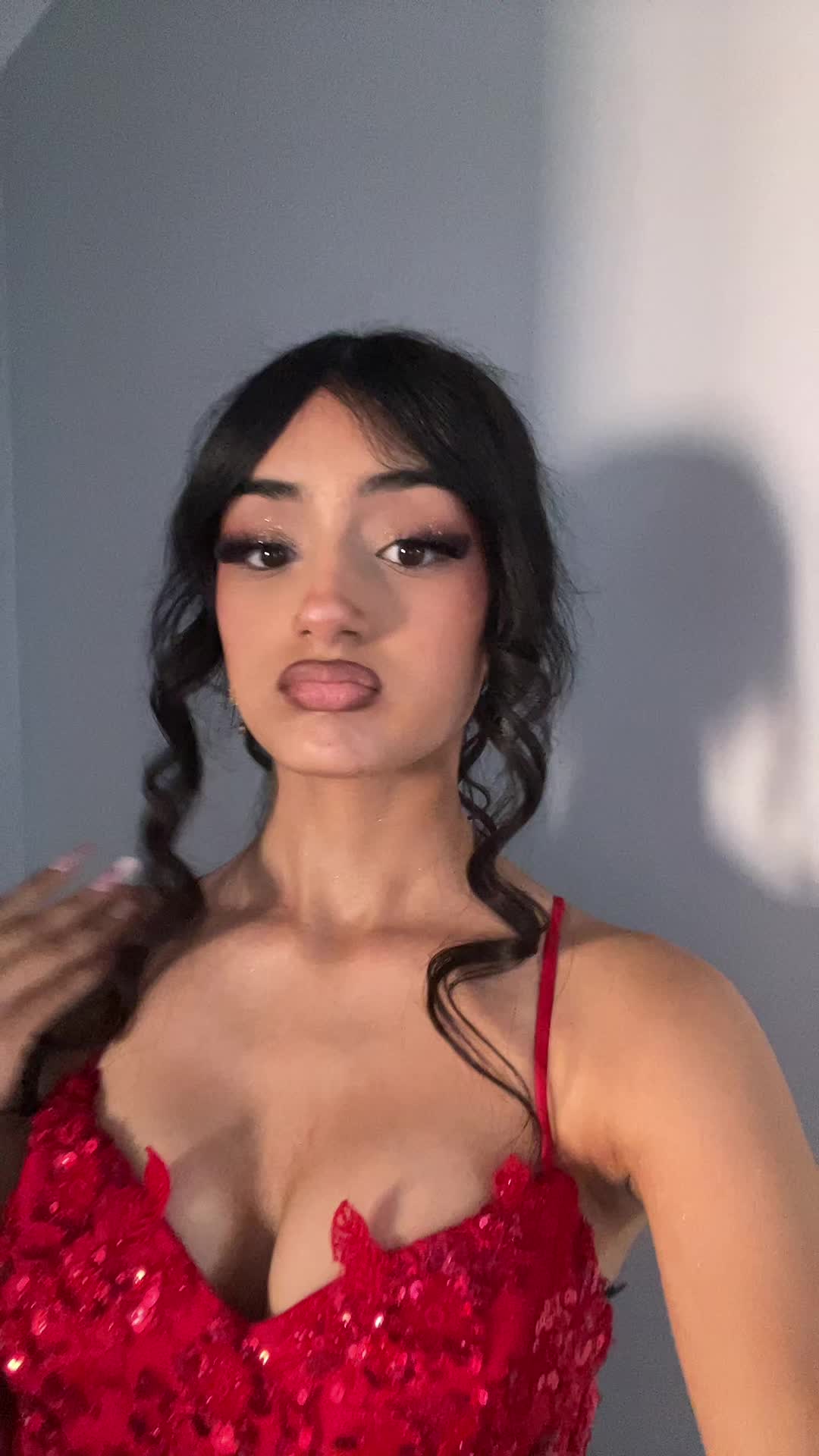 @𝐝.