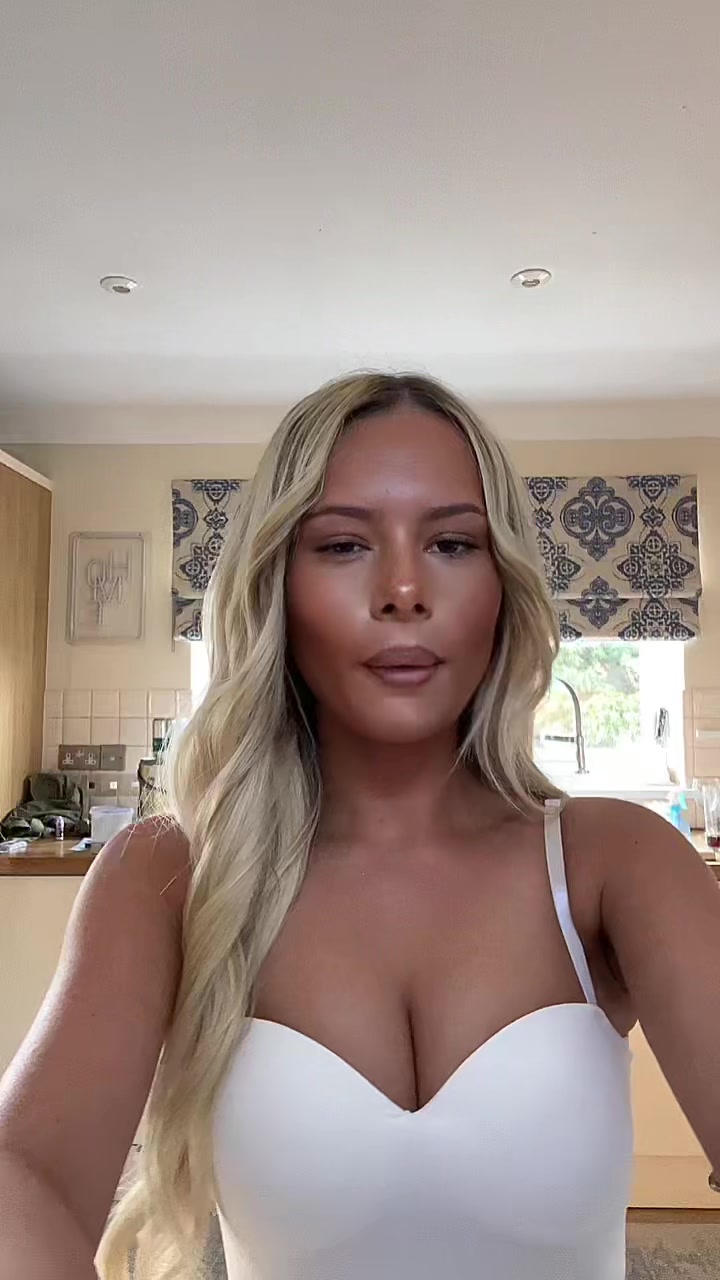 @keelyanne