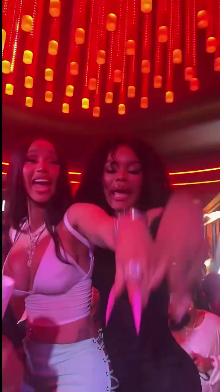 @💕