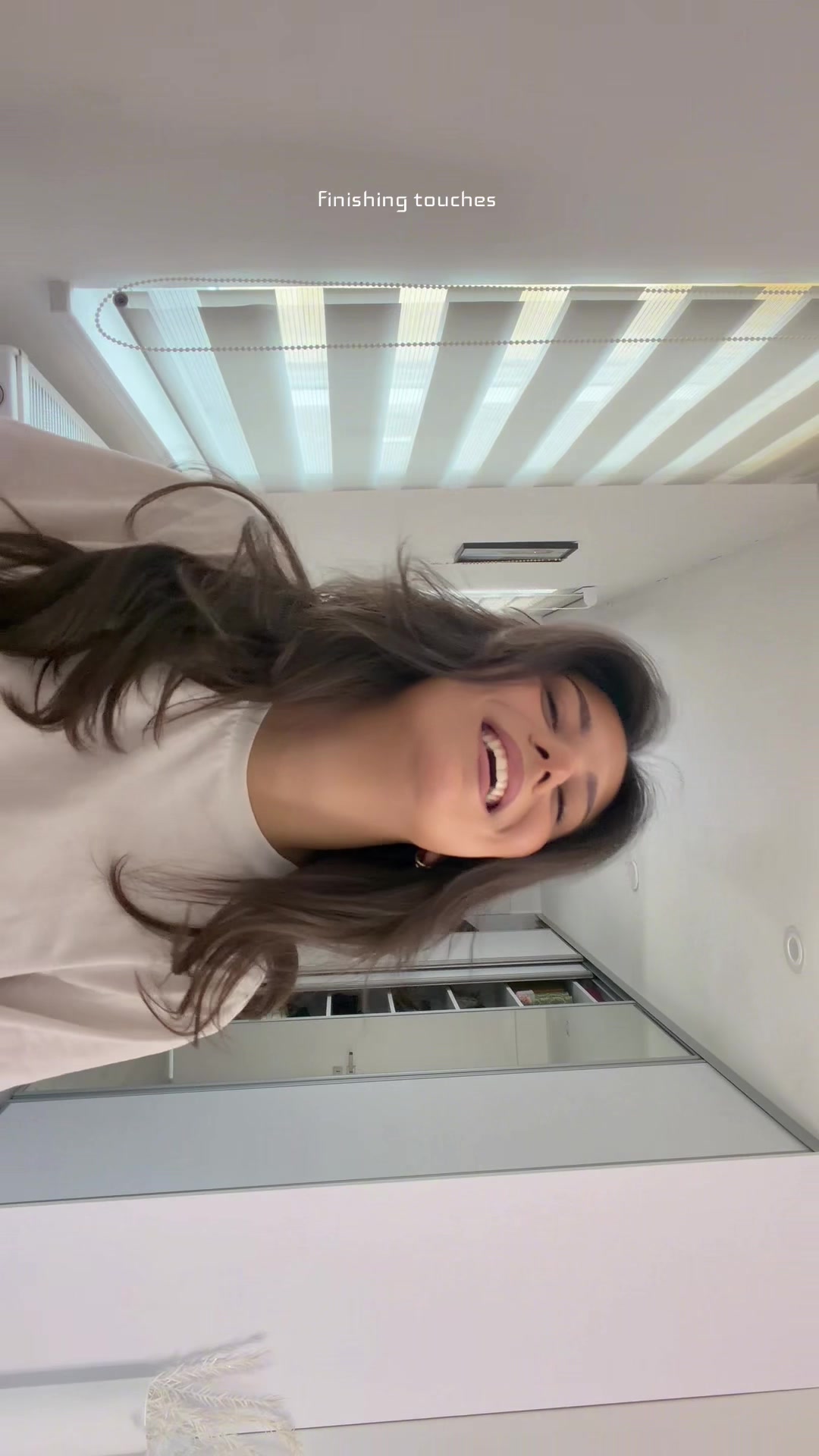 @ᵛ