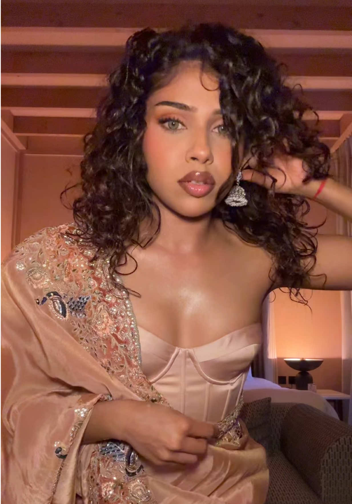@anjeni