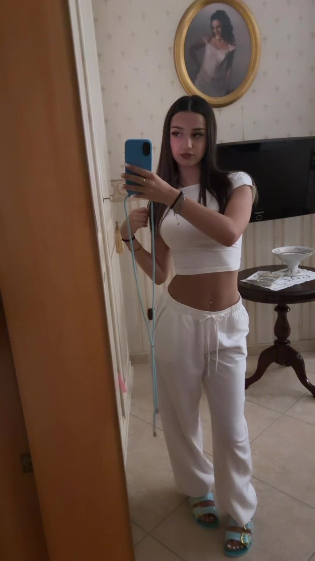 @anna