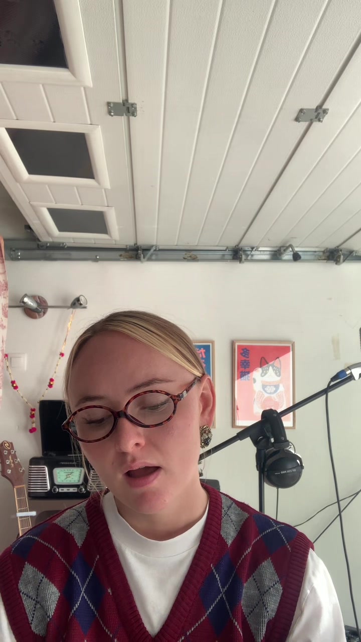 @annabrl