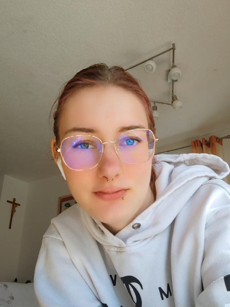@KayaRoseOfficial