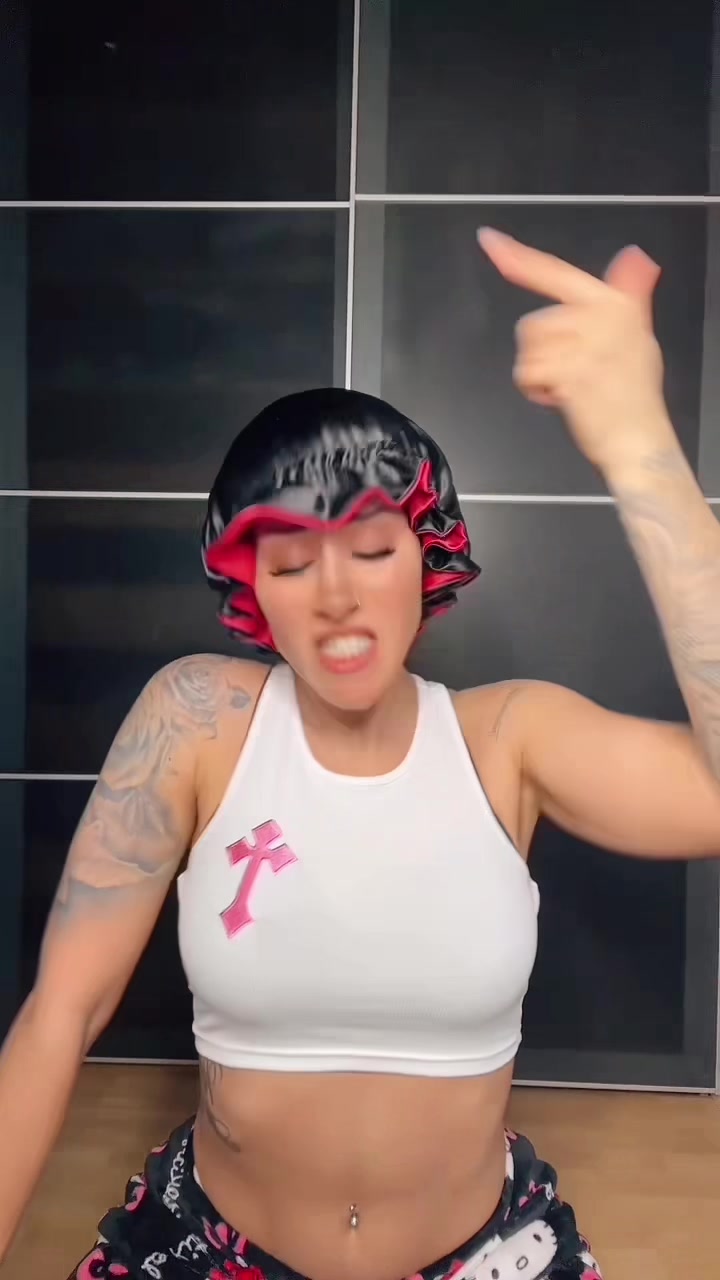 @Claudia K