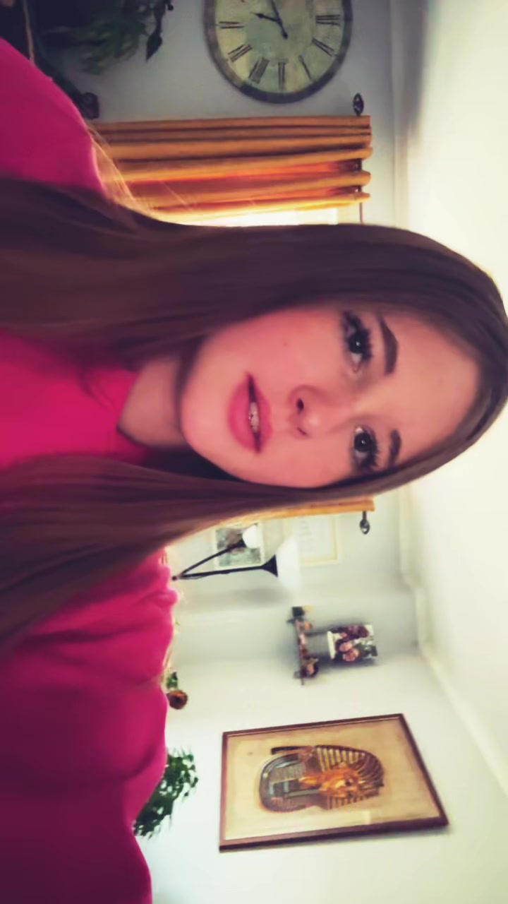@𖣂Carys𖣂