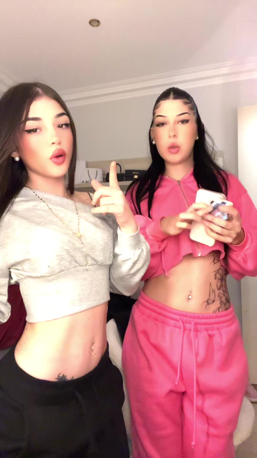 @Bbyksssss_