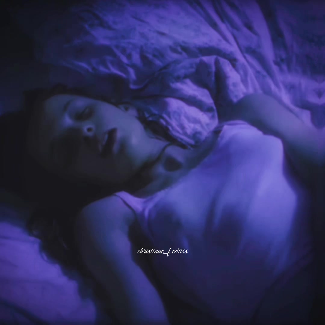 @𝒞𝒽𝓇𝒾𝓈𝓉𝒾𝒶𝓃ℯ 𝒻