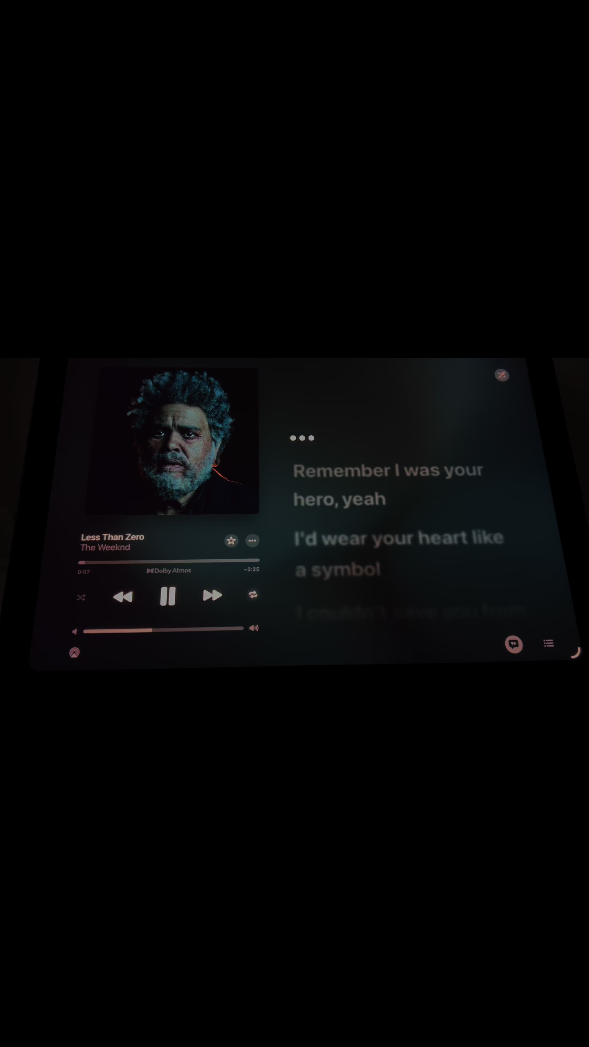 @🎧