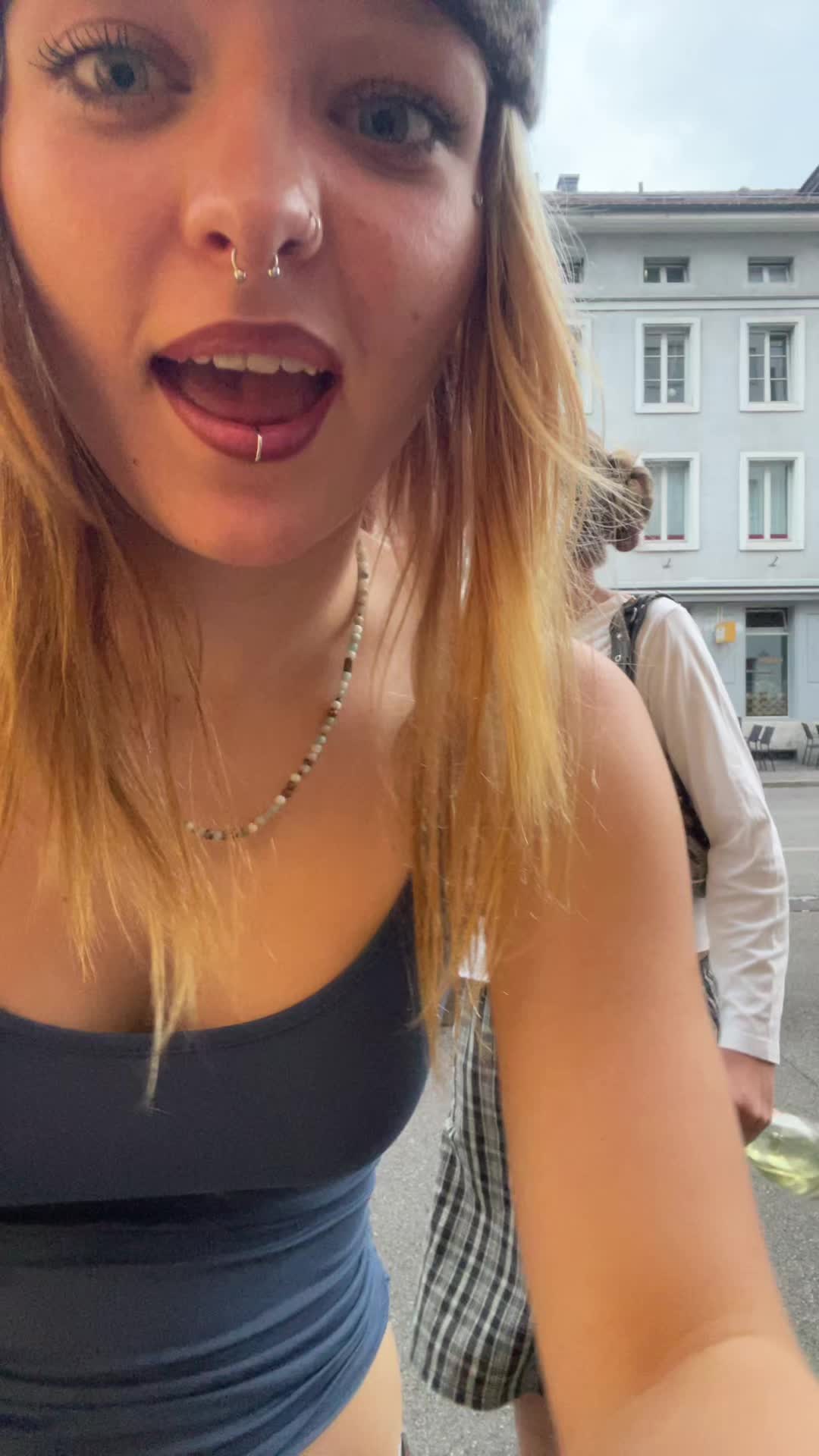 @Laurinesspamacc