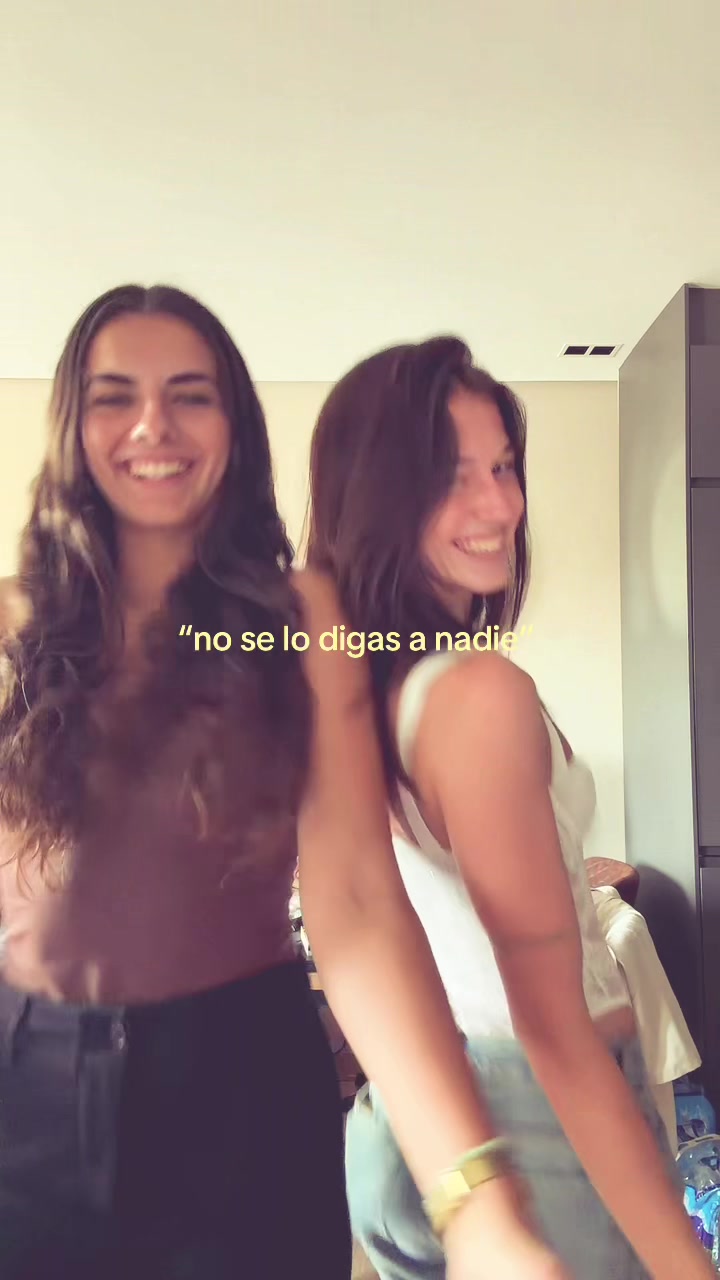 @daniela mara&ntilde;on