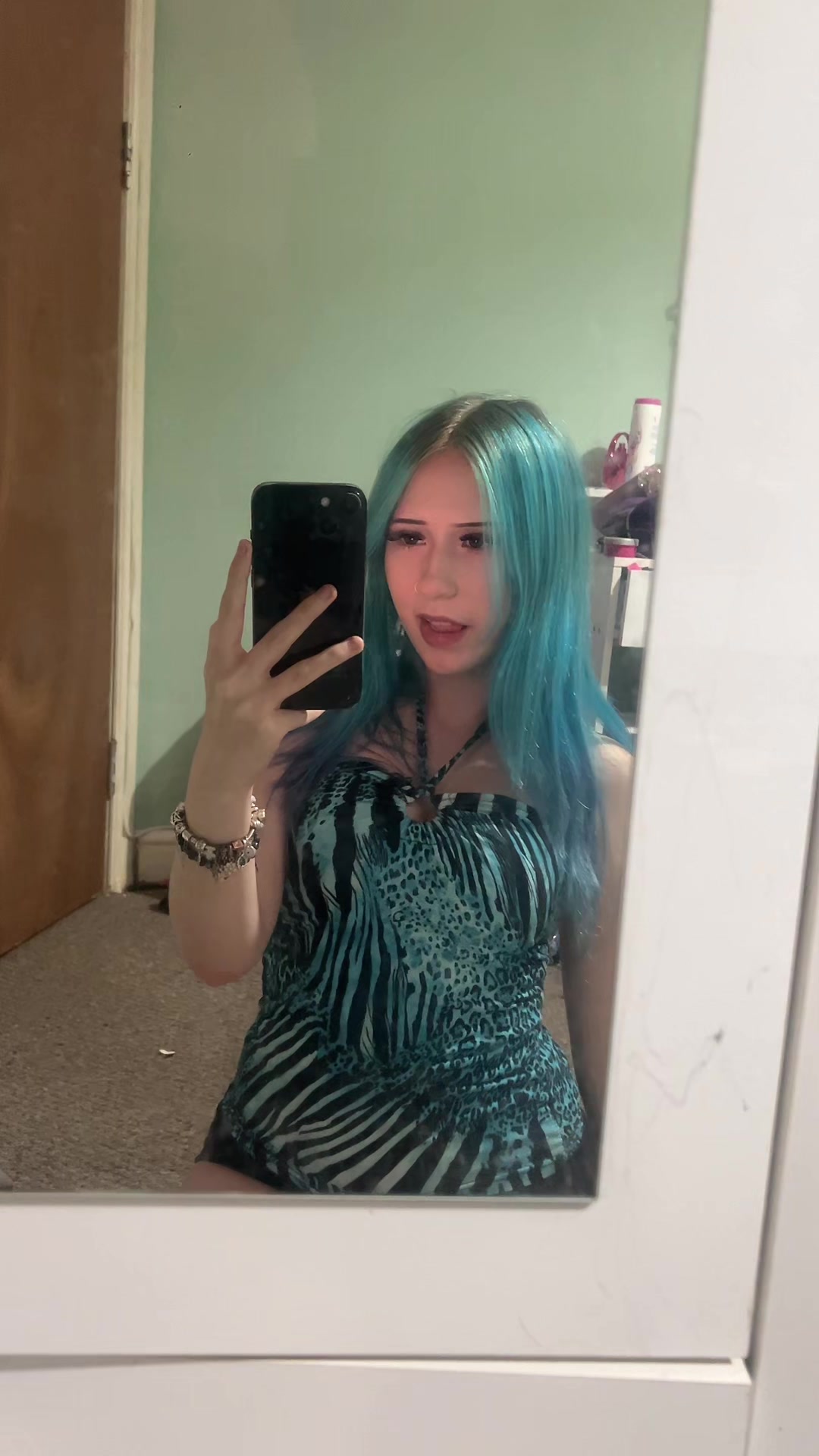 @tay🧞♀️