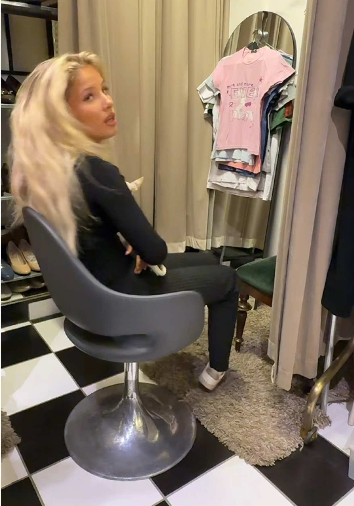@LÉ TREND