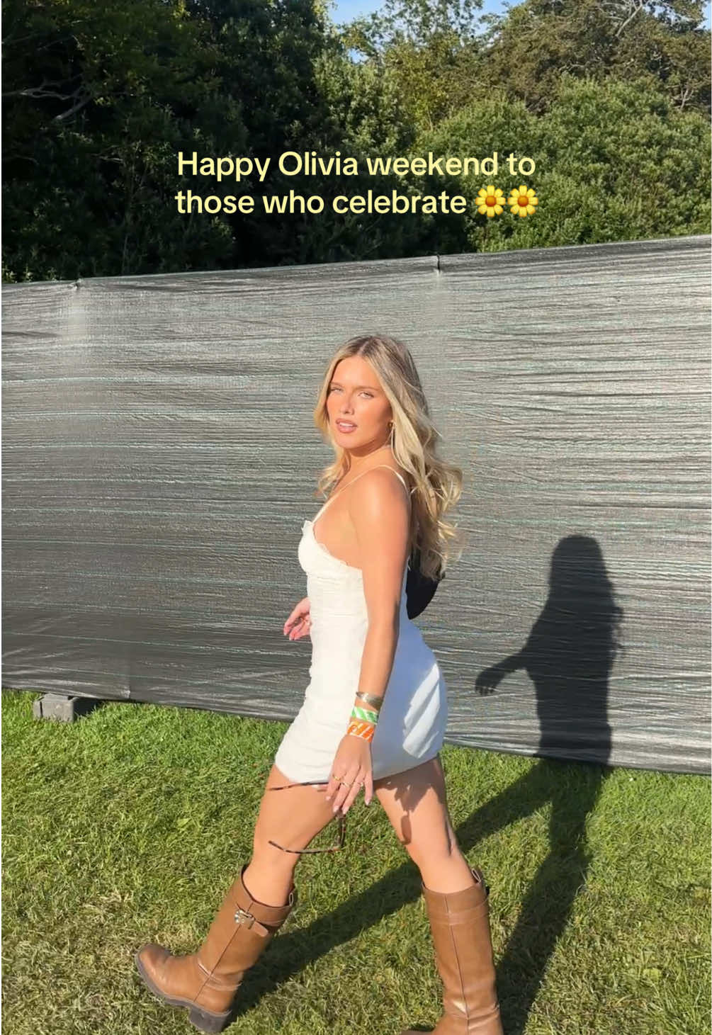 @Eva