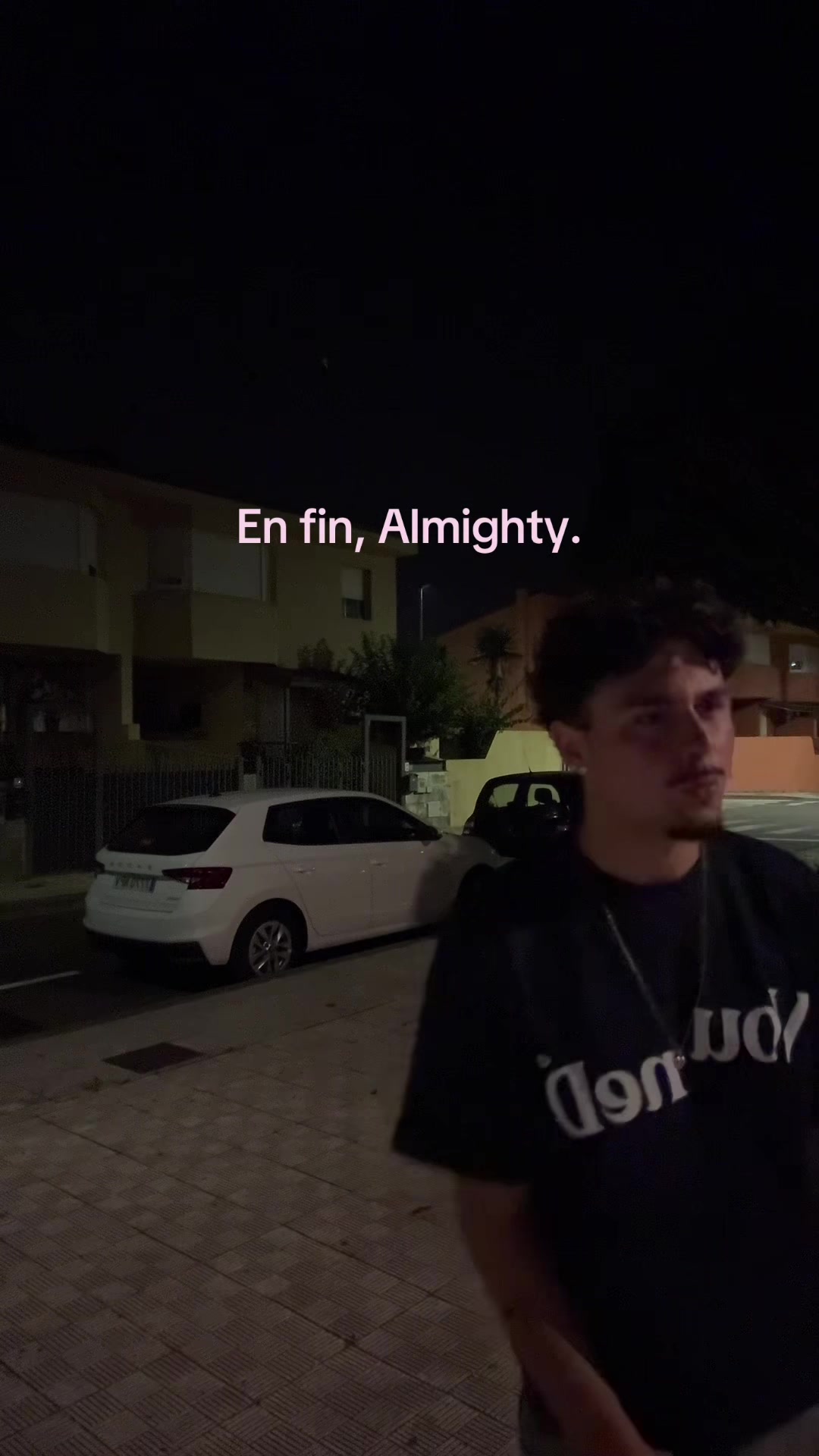 @carlosbelloo__