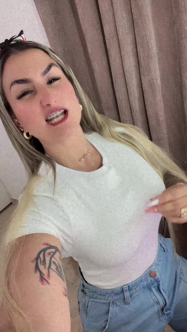 @Fernanda🖤