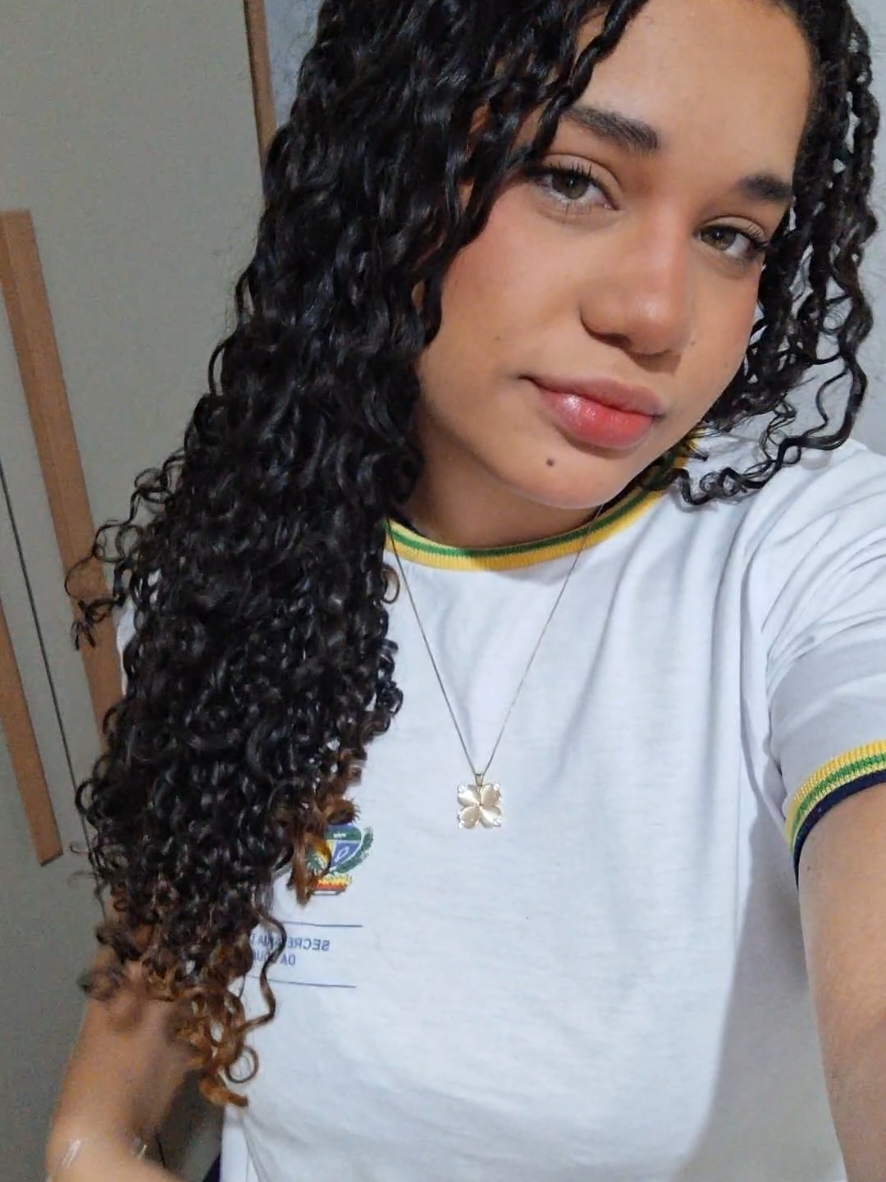@Vitória Gularte