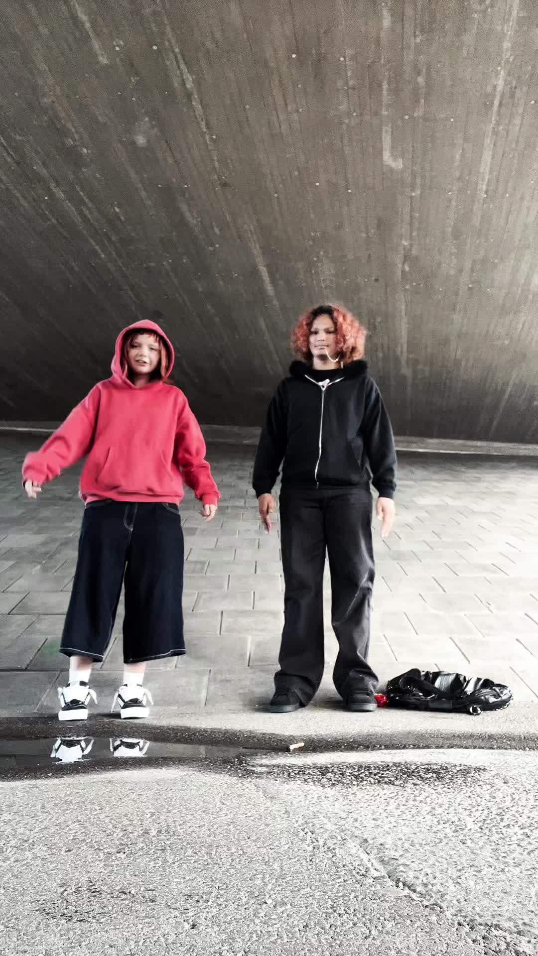 @𝐄𝐋𝐈𝐍𝐀??? 🐀