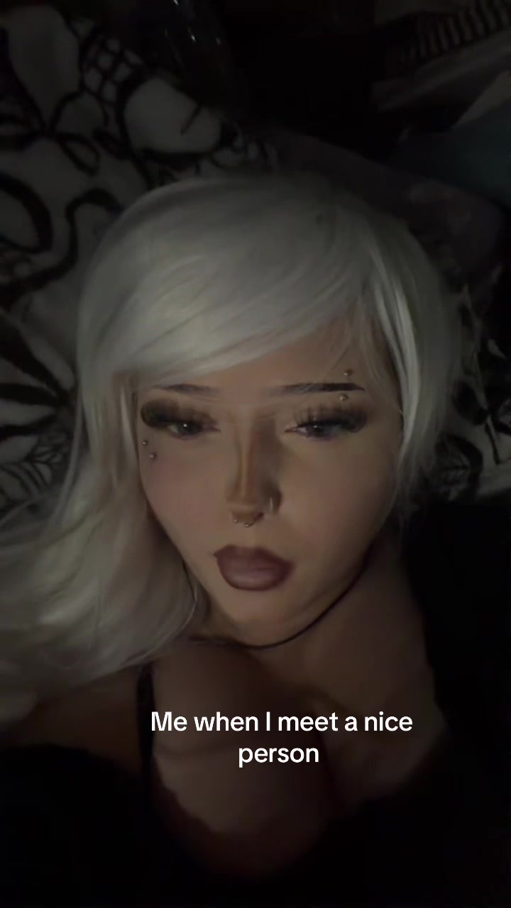 @???