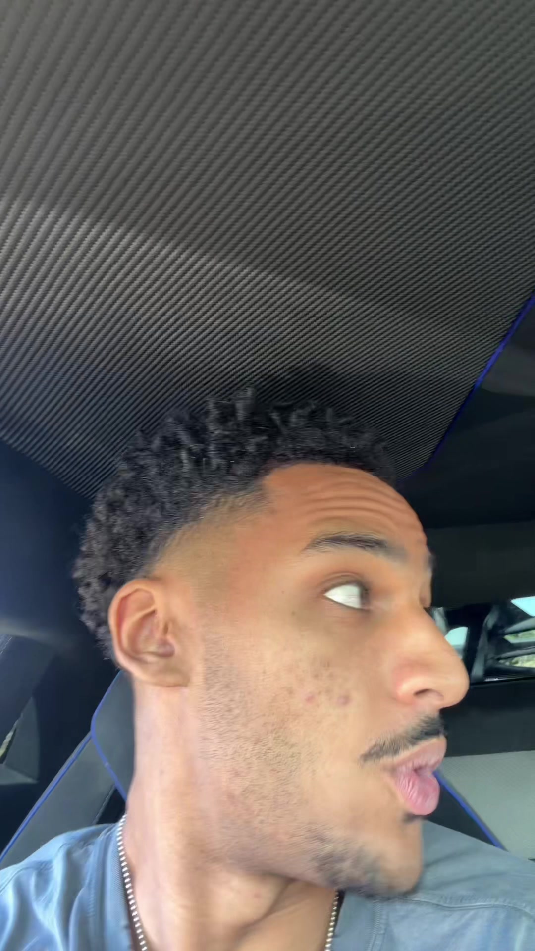 @Kéo