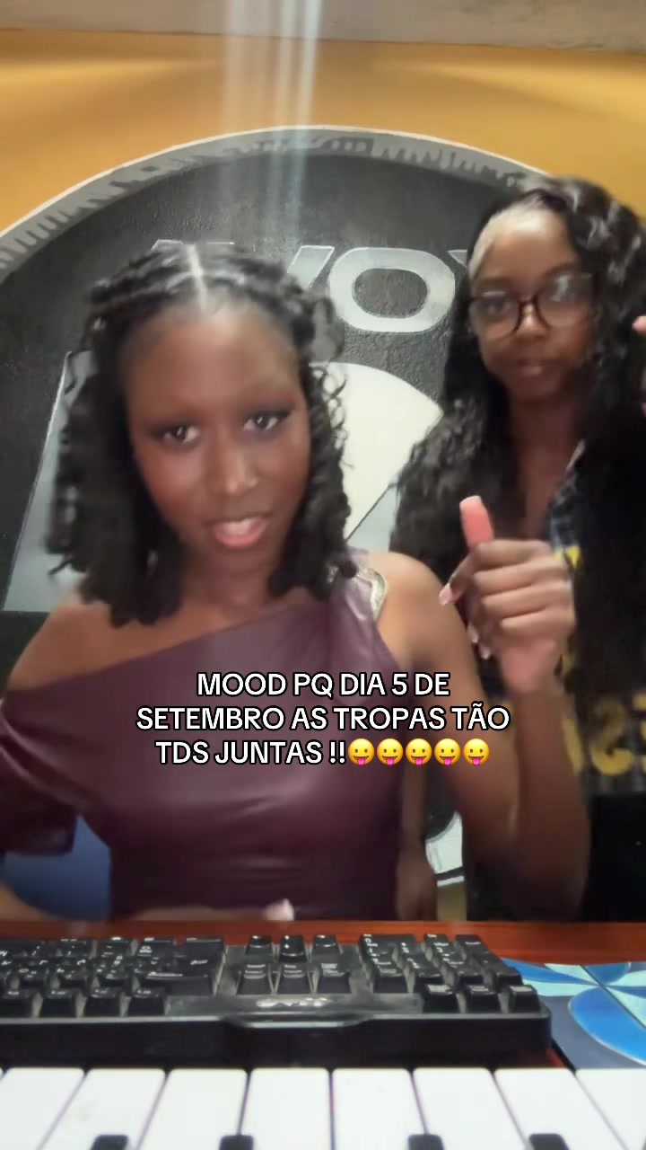 @LUANA❣️