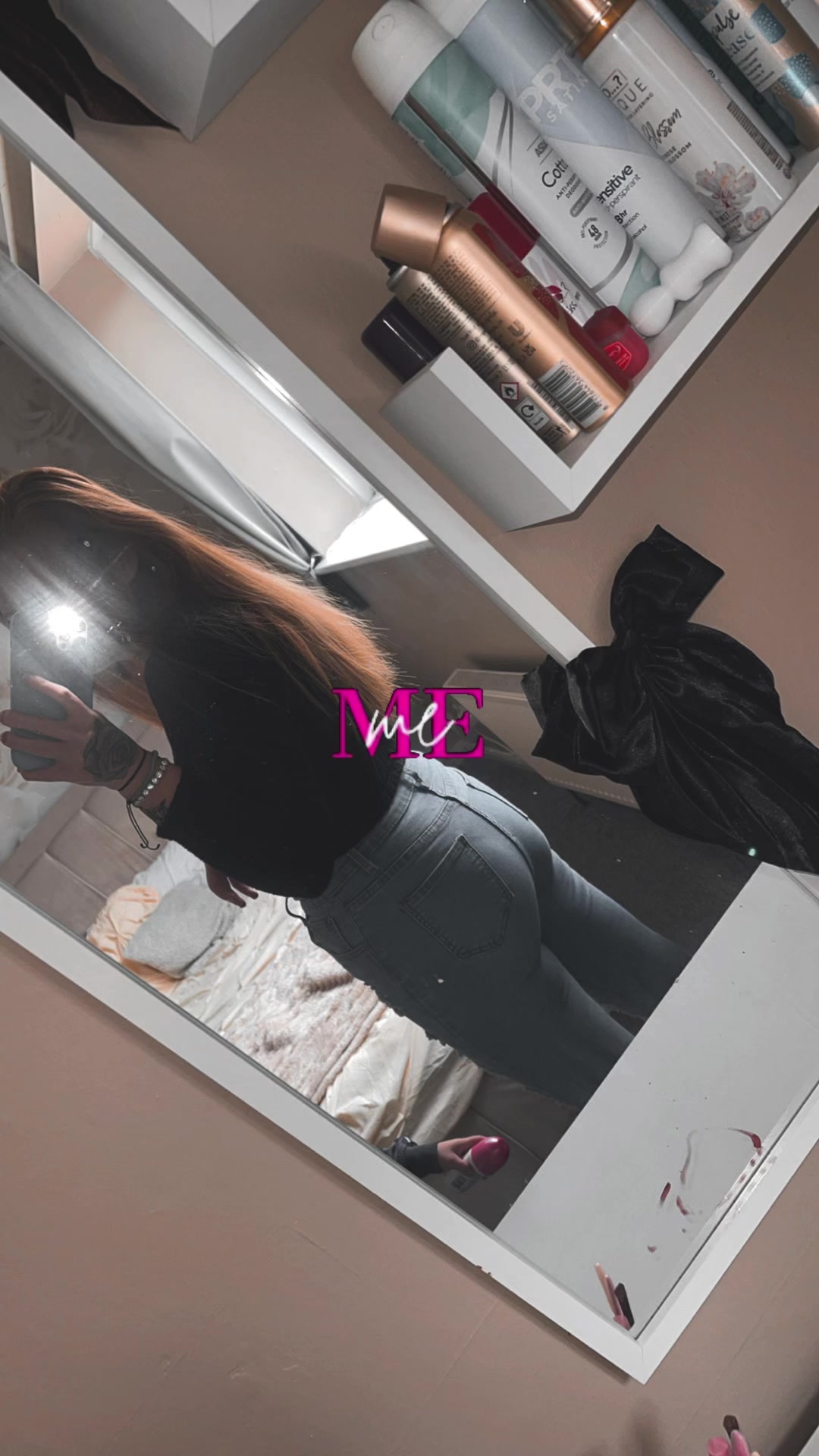 @April Louise
