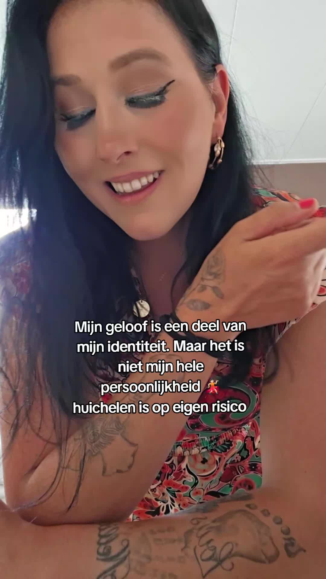 @GIPSYQUEENOFFICIAL💃♥️💚💙