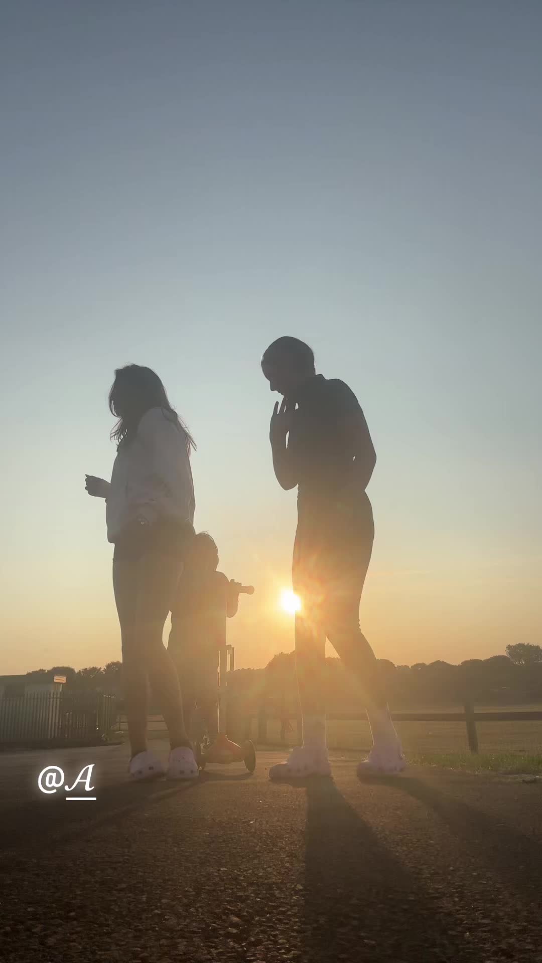 @ℳ𝒾𝒶🤍