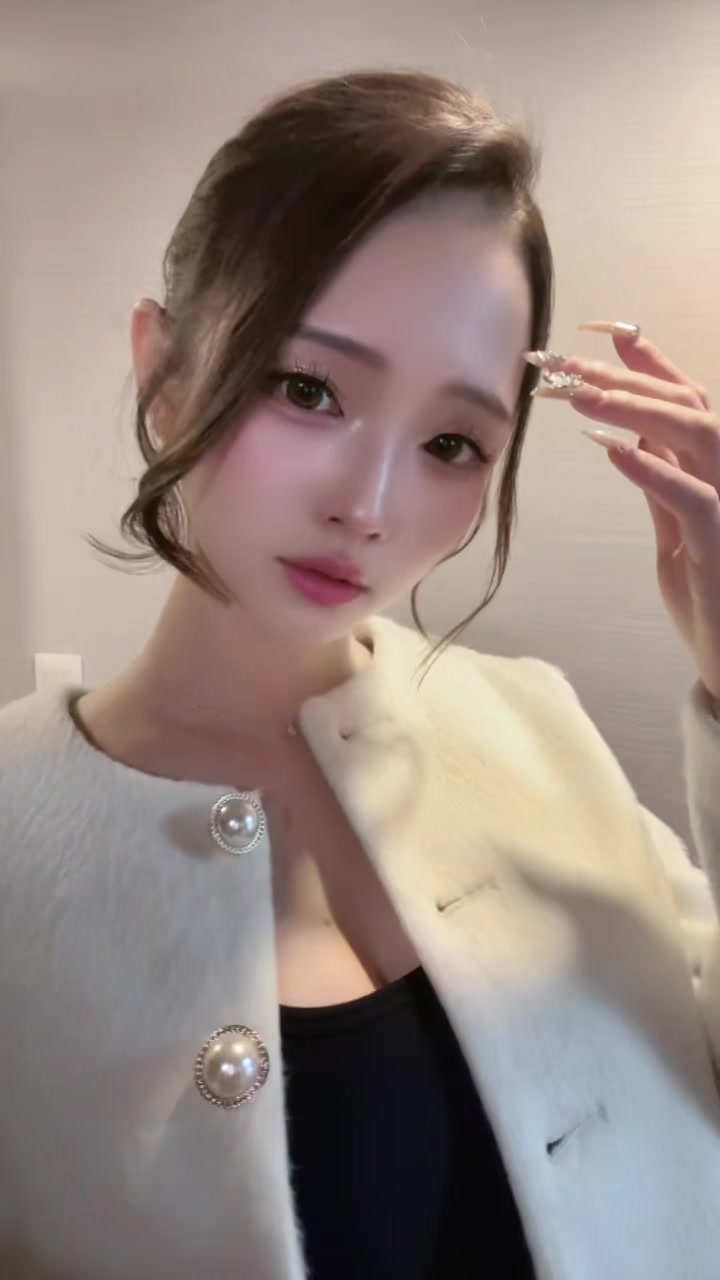 @蛙化彫師の彼女👸🏼
