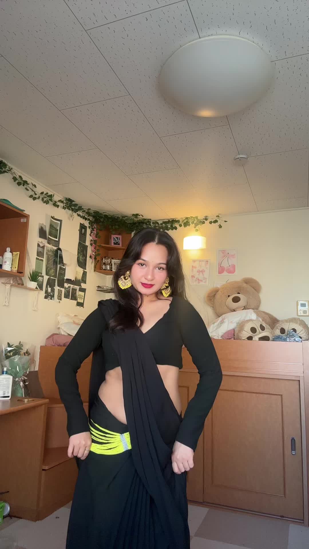 @ALINA🌸