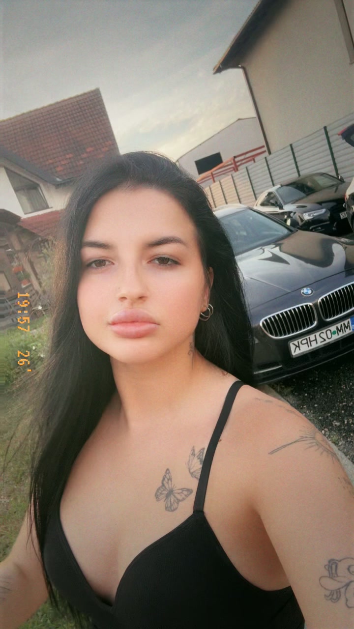 @Ioanasmicalll