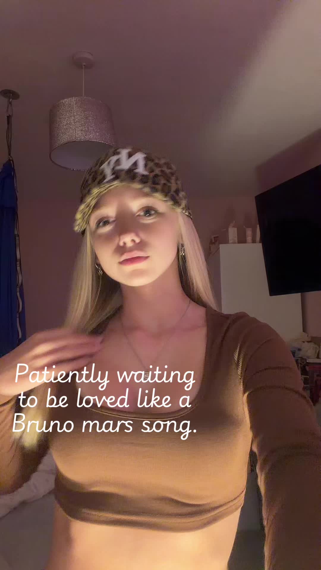 @lo