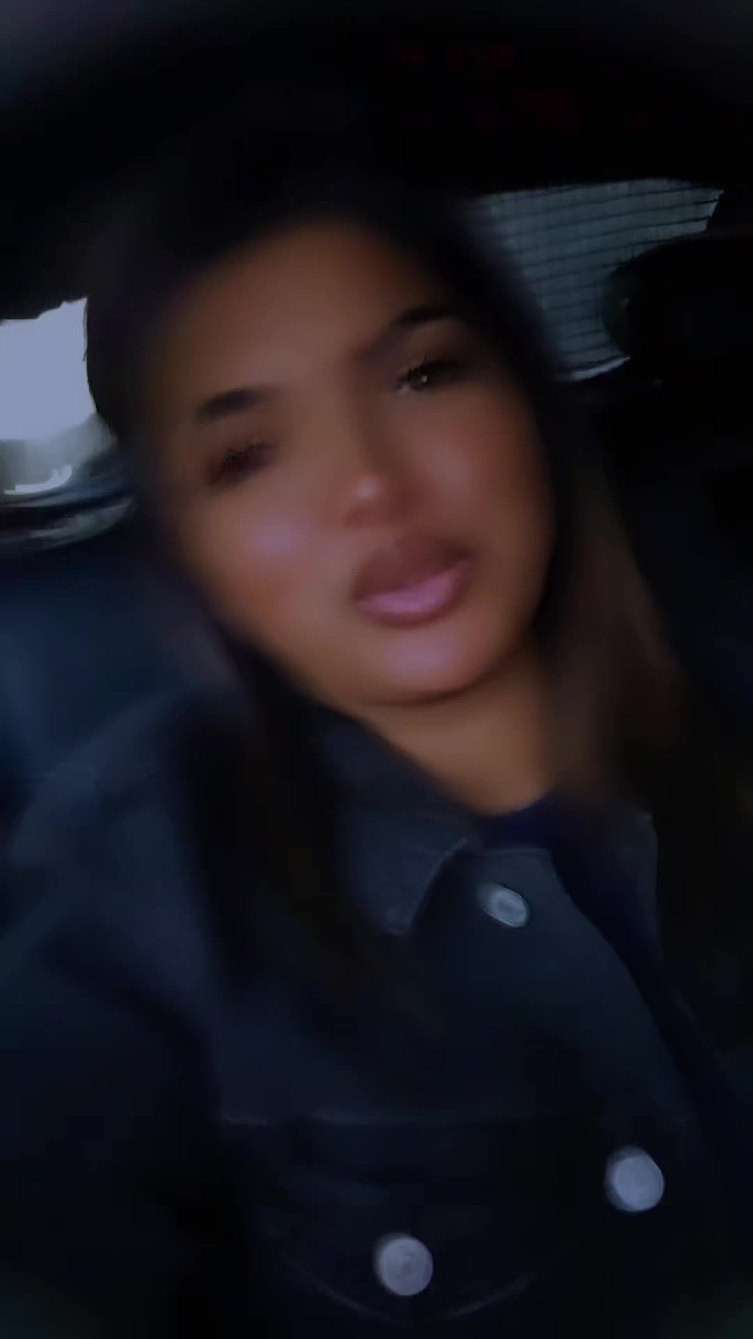 @morenaaa