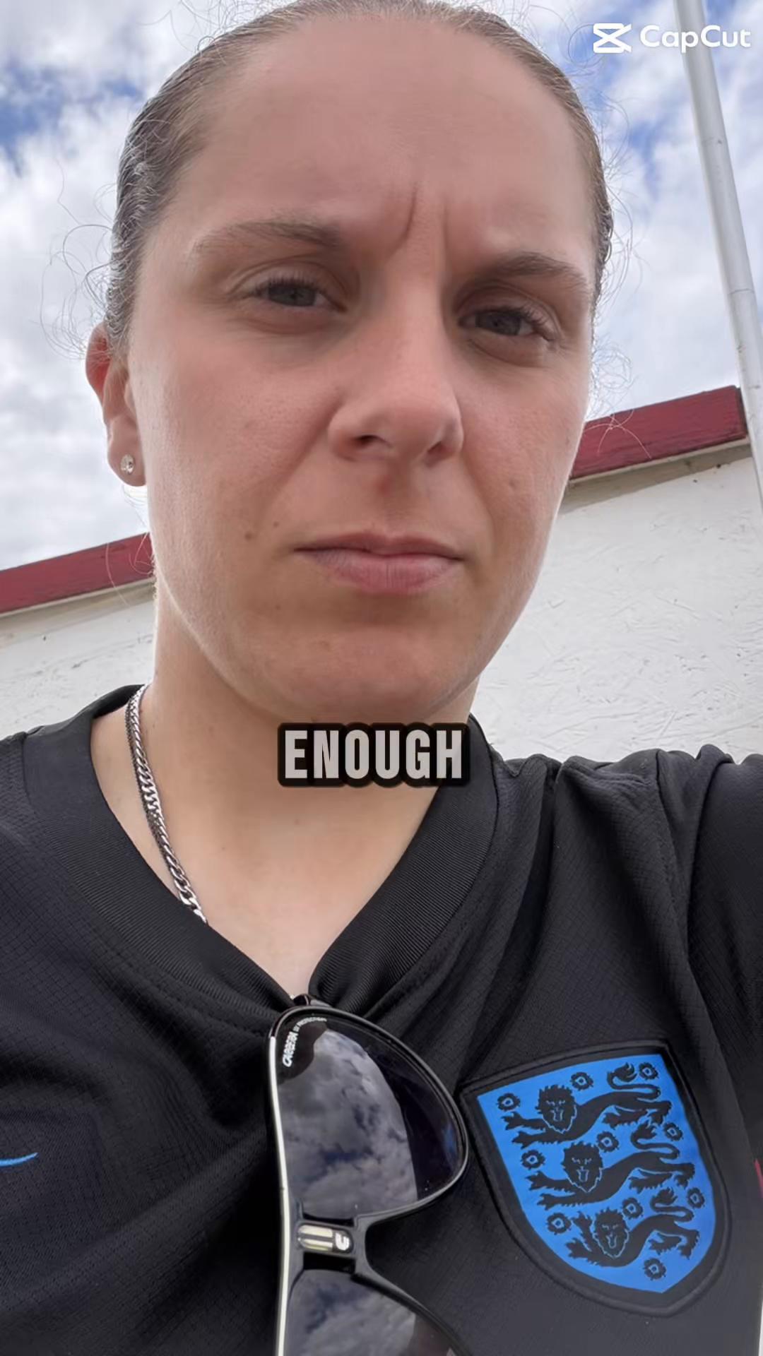 @laura