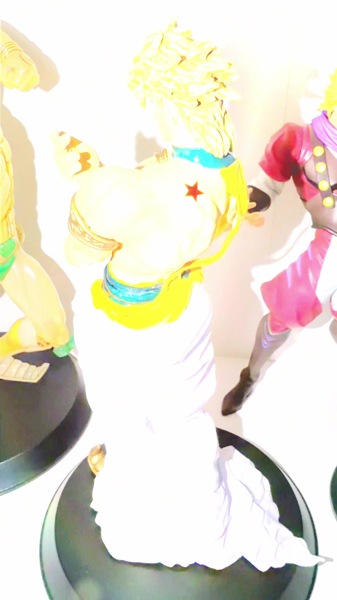 @sarah &bull;⩊&bull;